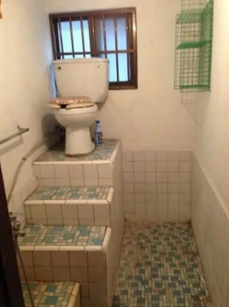 你见过最丑的家装什么样各路网友晒自家真容令人过目难忘