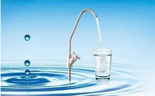 或超过滤型净水器大约一千五左后,ro膜反渗透的纯水机大约在五千之内